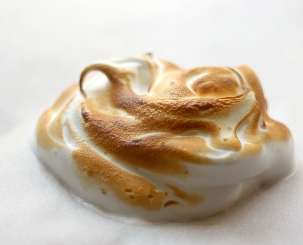 swiss-meringue-featuer