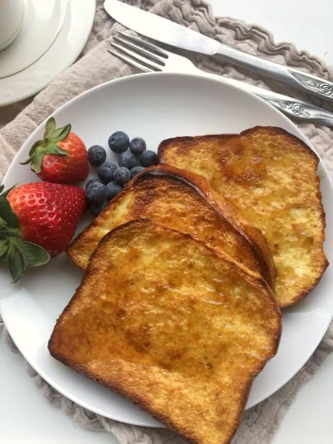 Perfect Pan Baked Easy French Toast- Baker Bettie