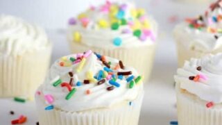 Classic White Cupcakes With Buttercream Frosting Baker Bettie