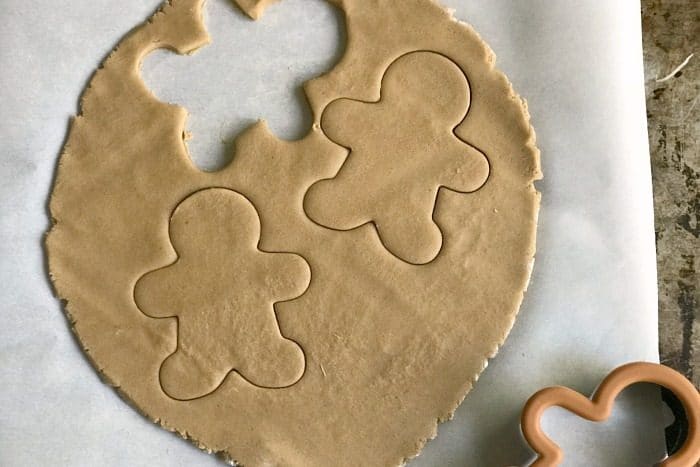 easy-gingerbread-cookies-without-molasses-baker-bettie