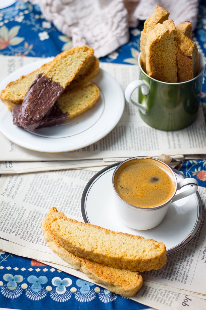 How to Make Biscotti, Basic Biscotti Recipe | Baker Bettie