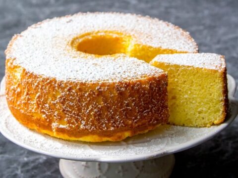 Chiffon Cake With Lemon Icing Recipe | Leite's Culinaria