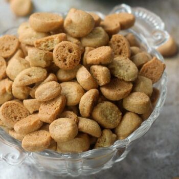 Peppernut Cookies in a bowl