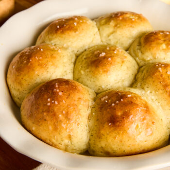 soft dilly rolls baked in a round pie plate